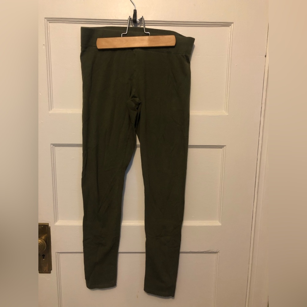 Like new olive green aerie leggings size medium